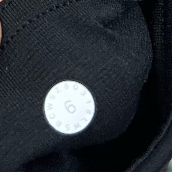 Lululemon Sweat & Repeat High Rise Tight *28" - Picture 10 of 10